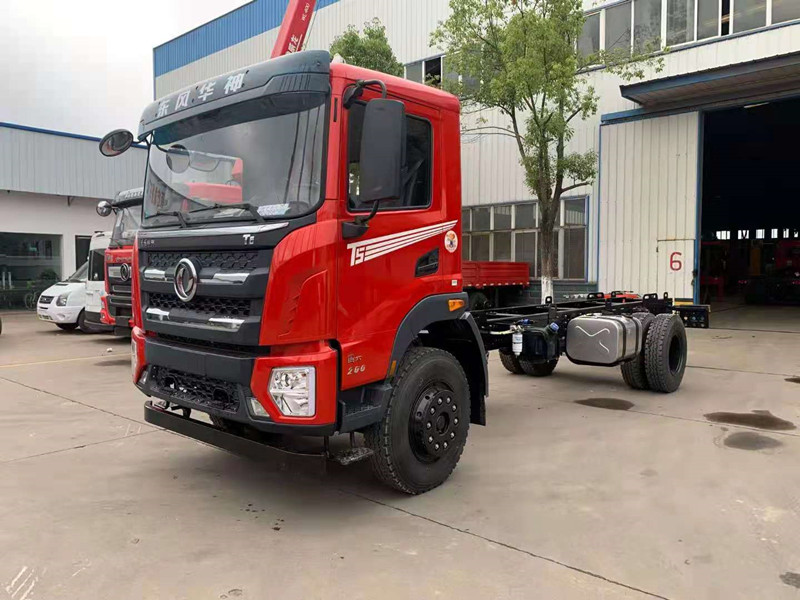 國(guó)六东风华神T5单排随车吊全新面(miàn)市