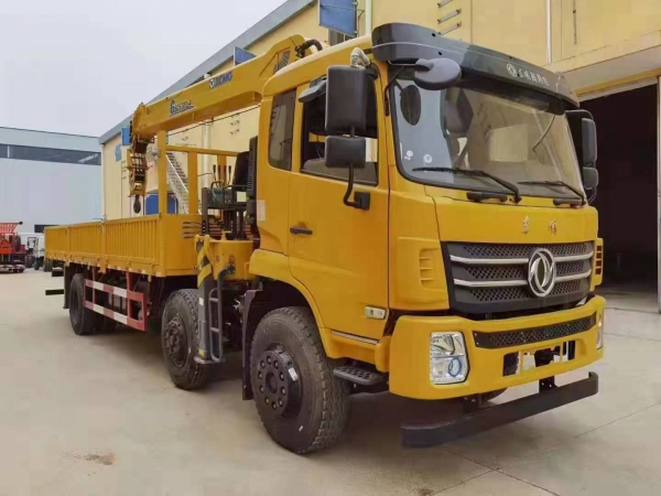 國(guó)六东风前四後(hòu)四随车吊新品上市